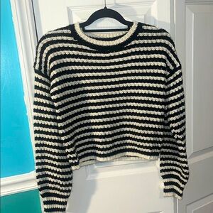 Derek Heart Sweater Women’s Small Black and White Striped